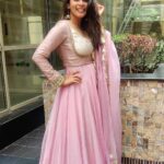 Keerthi shanthanu Instagram – 💕Pink Pink💕

Beautiful #pink & outfit by @_.rubeenavogueofficial._ 💕