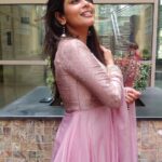 Keerthi shanthanu Instagram – 💕Pink Pink💕

Beautiful #pink & outfit by @_.rubeenavogueofficial._ 💕