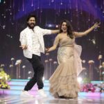 Keerthi shanthanu Instagram – Some happiieee moments on stage😍 At #Juniorsuperstars Grand finale @zeetamizh 😍
Super duper team @rjshivakanth @kpy_adhi_official @kalyanirohit @poongundran.ganesan @littleshows_ 
Outfit : @rehanabasheerofficial