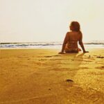 Kiran Rathod Instagram - Beach Bum 🤭😛🤩😋 . . . . . . #beachlife#vitaminsea#bikini