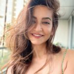 Kriti Kharbanda Instagram - When you’re happy and you know it, smile for you. 🌸💚 . . . . #whatmondayblues #goodvibesonly #happy #grateful #thankful