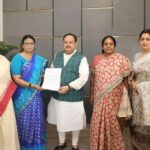 Kushboo Instagram - As a part of 'fact-finding' team, ma along with #vanathisrinivasan ji, #RekhaMahajan ji and #sreerupamitrachaudhury ji submitted our report to respected @bjp4india president @jpnaddaofficial ji in Delhi. People have lost their trust in #mamatabanerjee with news of a woman or a child being raped and murdered everyday. Have requested Nadda ji to ask the GOI to intervene and make sure every woman n a child is safe and do not live in fear. 🙏🙏🙏