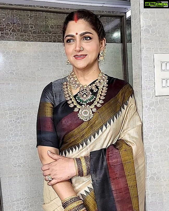 Kushboo Instagram - “Life can be just black and white, but with imagination, life is a kaleidoscope of exhilarating colors and breathtaking adventures" Have a beautiful life. ❤️❤️❤️