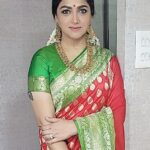 Kushboo Instagram - “I write to create red in a world that often appears black and white.” When someone wrote this, I am sure it was about me and many women out here who want to make a difference. ❤️