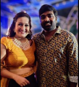 Laila Mehdin Instagram - ✨About last night!✨

Always such a huge pleasure to meet you @actorvijaysethupathi 🤩

#fanmoment
#primevideo 
#amazon 
#indianwebseries 
#tamilactors 
#tamilactor 
#tollywood 
#tollywoodhotactress 
#tamilponnu❤