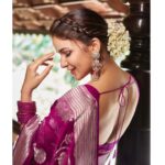 Lavanya Tripathi Instagram - Saree never tells you to fit in…it makes you stand out 🦢 . . . . Saari- @kankatala_ Jewellery- @sheetalzaveribyvithaldas Styled by - @ashwin_ash1 @hassankhan_3 🤗 Team - @rashmitathapa @annapurnavenkatramulu 📸- @kalyanyasaswi Hair - #ramesh