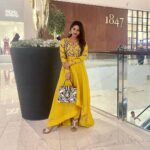 Leesha Instagram - 💛 good evening 💛 Stay blessed my kanamanies 💋 Costume : @annamstudio👘👘👘 The Dubai Mall