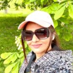 Madhoo Instagram - Photo credits @keiashahh @eramitarebello @radikaasarathkumar @celinawadia @kuntishah #londonlife 💜💜💜