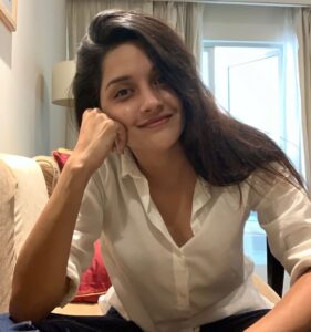 Mahima Nambiar Instagram - Just Simply me !!
Blurry!! Messy!! Imperfect 

#simple #simplyyou #smile #smilebestmakeup #feelfresh #youarebeautiful #shinebright #selfie #selflove