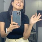 Mahima Nambiar Instagram - Filmy me 🙈!!!!! #favsong #freetime #timepass #inbetweenshots #vanityvandiaries #selfobsessed #mirrors #shoots