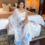 Mahima Nambiar Instagram - Good morning 🦋 Wearing : @aachho #goodmorning #tuesdaypost #dressupandpose #white #promotions #poser #smile #spreadpositivity #goodvibesonly The Leela Palace Chennai