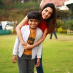 Mahima Nambiar Instagram - This little boy Aarnav.. I have known this adorable child since my Kuttram 23 days ( then a small baby ) .. It feels so nice to see you grow up into this talented & hardworking boy. I feel proud that you’ve given such an amazing performance in your debut movie You and Simba made it seem like the roles were written for you .The unconditional love between you and the dog was a treat for the eyes and I’m sure the audience must be mesmerised by your performance. Aarnav you’ve done an incredible job and deserve every bit of accolade that will come your way I will always cherish my experience of working with you in this amazing movie #ohmydog It was an absolute pleasure collaborating with @2d_entertainment @rajsekarpandian @sarovshanmugam @arunvijayno1 @aarathi_arun @dr.vinothinipandian Akka 🤗😘and the entire #ohmydog Team. Oh my Dog is truly heartwarming experience, and if you are searching for an amazing movie that you'll love and that's full of love of all sorts, human and dog, this is the right movie for you. Please Watch our movie #ohmydog on @primevideo #aarnavvijay #ohmydog #simba #2dentertainment #petlovers #simbalove #doglover #dogsangelsonearth #snow