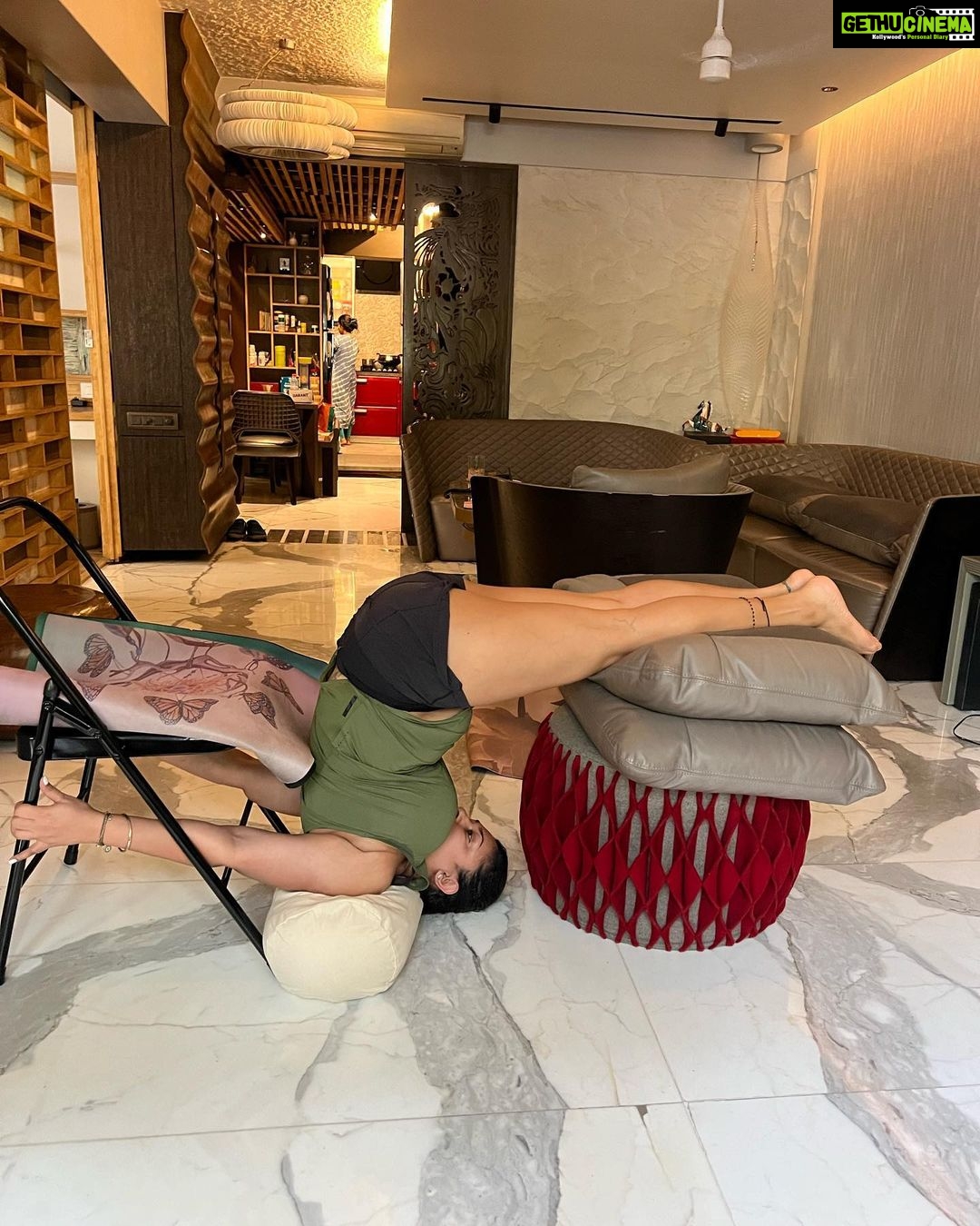 Malavika Instagram - I have realised that the art of practising yoga has helped me to control my mind and body . It brings together physical and mental discipline to achieve a peaceful body and mind; it has helped me to manage stress and anxiety and keeps me relaxed. It has also helped me in increasing flexibility, muscle strength and body tone. It has improved my respiration, energy and vitality. Practising yoga might seem like just stretching, but it can do much more for your body from the way you feel, look and move🧘♀️ Thank you for being a part of my beautiful journey! @sheetaltewariyoga #yoga #yogainspiration #yogaeveryday