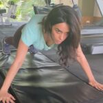 Mallika Sherawat Instagram - Beginning my week with push-ups , it took me a LONG time to develop strength to do full body push ups 💪 How many push ups do you do? . . . . . . . . #fitnesslove #fitnessvideo #workoutday #fitnessgram #fitnessaddicts #fitnessinfluencer #fitnessforlife #lovefitness #fitnessjunkie #fitnessgirlmotivation #ilovefitness #loveforfitness #lovelifefitness #ilovehighfitness #fitnessblogger #fitnesslovers #fitgoals #fitnessinspiration #fitnessmotivation #fitnesslife #fitnessmode #fitnessguru Mumbai - मुंबई