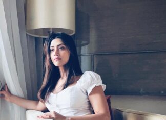 Mamta Mohandas Instagram - Let’s #focus on #you n #me baby! #wednesday #mood #photography #selflove #reflect #hot #actorlife #travel #mumbai #love #instagood JW Marriott Mumbai Sahar