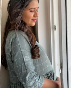 Manali Rathod Instagram - Happy to announce this news on this auspicious day of Ram Navami! Can't wait to begin this beautiful journey of motherhood! ❤️❤️❤️

@vijjithvarma