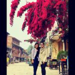 Manisha Koirala Instagram - Travelled to #bandipur and realised how gorgeous it is and how well it’s people have kept classic architecture preserved !! It’s clean n well kept!! #bravo to #bandipure 👏👏👏 #JwelOfNepal