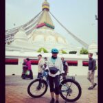 Manisha Koirala Instagram – Cycling 🚴‍♂️ to my favourite places with bro n a dear friend .. early mornings 🚴‍♀️🚴🚴‍♂️