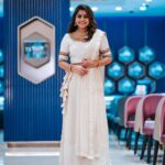 Meera Nandan Instagram - Just dropping these images here coz I dressed up after a loooong time! . Jewellery @malabargoldanddiamonds Costume @alankriti_insta . #dolledup #jewellery #neverenough #happyme #malabargoldanddiamonds #indianwear #love #instagood #instagram #happyweekend #allsmiles Dubai, United Arab Emiratesدبي