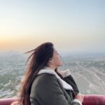 Mehrene Kaur Pirzada Instagram – 🎈 experienced hot air balloon flight in the mysterious lands of Phrygia today morning. Shall continue to dicover the mysterious city of Afyonkarahisar.

Beautiful little picturesque town & the most beautiful people 😍

💜 

Well connected from Istanbul- just 45 min ✈️ @turkishairlines 

@phrygianballoons @voyagerballoons @ikbalthermal @ibrahimkirimlioglu @visit.afyon @goturkiye 

#balon #balloons #firgya #phrygia #deneyim #experience #keşfet #discover #gizemlitopraklar #mysteriouslands #emregölü #lakeemre #ikbal #ikbalthermal #afyon #afyonkarahisar #gizemlişehirafyon