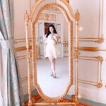 Mehrene Kaur Pirzada Instagram – A Golden state of mind 💫

@all_mea @rafflespalmdubai 

#MILLIONAIREbyALL #LiveLimitless #RafflesPalm