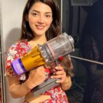 Mehrene Kaur Pirzada Instagram - I finally got my hands on the @dyson_india V12 detect slim Vacuum. Technology like never seen before, it has a laser light which detects the tiniest dust and helps me keep my house spick & span. #DysonIndia#DysonV12#DysonHome#Freegift