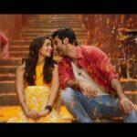 Mouni Roy Instagram - Love is the light. To new beginnings and more! ❤️❤️ BRAHMĀSTRA Part One: Shiva | Kesariya Teaser YouTube Link https://youtu.be/vqyWoWDY8jg