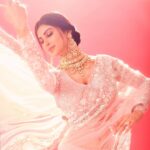 Mouni Roy Instagram – What a wonderful world where one can sing and dance..