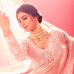 Mouni Roy Instagram – What a wonderful world where one can sing and dance..