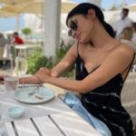 Mouni Roy Instagram - It’s a smile, it’s a kiss, it’s a sip of wine, it’s summertime 🏝 🥥
