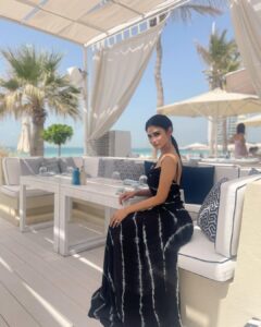 Mouni Roy Instagram - It’s a smile, it’s a kiss, it’s a sip of wine, it’s summertime 🏝 🥥