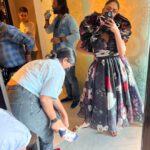 Mrunal Thakur Instagram – Unfiltered ✂️👽🫧

#memories #bestteamintheworld #love #grateful #massivemissinghappening
