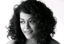 Mumaith Khan Instagram - Your aura is your shine, Perfect like the matters of the divine, Them eyes are a sight to behold, On them a million stories have been told. Your heart is power, Mind in conviction, Everything protected by your aura, The aura that's your shine, Perfect like the matters of the divine. Isn't that Beautiful? Photo Courtesy: @munnasphotography #teammumaith #dynamite #mumaithkhan💜 #mumaithreels #mondaymotivation #beautiful #heart #aura #goodvibes #happiness