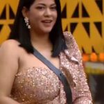 Mumaith Khan Instagram – @akkineninagarjuna7 Sir. ☺️😳

There’s no judge bigger and better than him in the #biggboss house.

#teammumaith #dynamite #biggbossnonstop  #biggbosstelugu #gamechanger