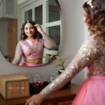 Nakshathra Nagesh Instagram - Being a part of 7th annual Vijay Television awards was extremely special and so was this look 🌸 Outfit @studio149 Make up @makeup_by_kez Hair @durga_hair_stylist Jewellery @new_ideas_fashions Photography @single_sparrow_photography We put this together on such short notice, but it all worked out so well 🥳 thank you team for making me look and feel like a princess! #vijaytelevisionawards #tamizhumsaraswathiyum