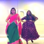 Nakshathra Nagesh Instagram – We so cute @nakshathra.nagesh 💖💜
This was so fun ! I’m so glad we FINALLY did this 😁 
.
.
Dancing with this Super talented and super cute human @nakshathra.nagesh 🤍
Location @viscositydance ✨
DC @swathiganesh 
Videography @pooh_xoxo 
MUA @pooh_xoxo ❤️
Coordinator @avantikaa_chari 😘
.
.
#Transition #YehIshqhai #Smackthat #Remix #Reels #DanceReels #explore #Goodvibesonly #ReelsInstagram #ReelsExplore #NakshathraNagesh #SwathiGanesh