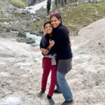 Nandita Das Instagram – In the snow…actually ice! #kashmir
