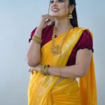 Nandita Swetha Instagram - 🥭🥭🥭🥭 . Clicked by @ravi_cross_clickx Saree @ Jewellery @kiaraacollections @thiru_kshtriyas . #puffsleeves #saree #yellowsaree #accessories #dhee14