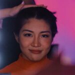 Narelle Kheng Instagram – The new @asusrogsg ROG Flow Z13 is versatile cause you can be in work mode or game mode, but nowhere near as versatile as me cause these are just 2 of the 1647.5 other voices in my head. or 0.00121396% of my full functionality, while 100% of the ROG Flow Z13 capabilities. I know its not a competition, but #justsaying
#ROGFlowZ13 #MoreThanJustGaming
