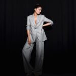 Nargis Fakhir Instagram - You have to believe it before you see it! #manifestation . . . #editorial . #photographer @faatographer #hair @aamirnaveedhair #makeup @iamgigiiiii - Wardrobe @Delcoreofficial Jewellery @swarovski . . . #fashionshoot #fashion #editorialshoot #fashionmagazine #magazine #nargisfakhri #global #globalfashion #ilovedubai #dubai #actress #workmode #model UAE الإمارات العربيّة المتّحدة