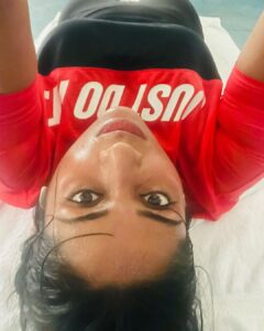 Navya Nair Instagram - Sweat it out … 🔥🔥🔥

#selflove #happiness #peace #fridayvibes #workout #absday