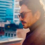 Nawazuddin Siddiqui Instagram – थोड़ा… साइड प्रोफ़ाइल तो दीजिए 

मैं तो यहीं खड़ा हूँ… कैमरा घुमा लीजिए ।