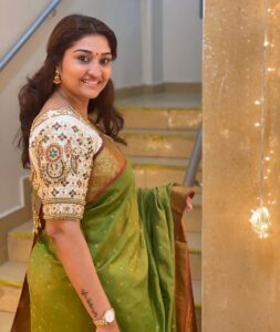 Neelima Rani Instagram - Good morning 😊 I love this look 🥰 blouse beautifully designed by @classic_designers15 Divya thank you so much! I have been waiting for the right occasion to use the blouse 🤍 your love n affection is heartwarming! Wishing only the best to you da 🤗