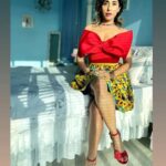 Neha Bhasin Instagram - Roses are red violets are blue Am wrapped as a gift just for you 🎁 Skirt @kristydecunha Top @thesource_buyorborrow Shoes @celine #NehaBhasin #fashionista