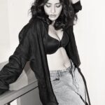 Neha Sharma Instagram – 🖤🤍