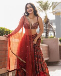 Neha Sharma Instagram - Hello spring! 🌸💕💫🌈☀️