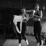 Neha Sharma Instagram – 👯‍♀️ sisters who train together stay strong together… @aishasharma25 #sharmasisters 📷 @mikedesir #blackandwhite #noir #photography #gym #fitness #fitnessmotivation