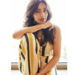 Neha Sharma Instagram - 💛🐝🌻💫
