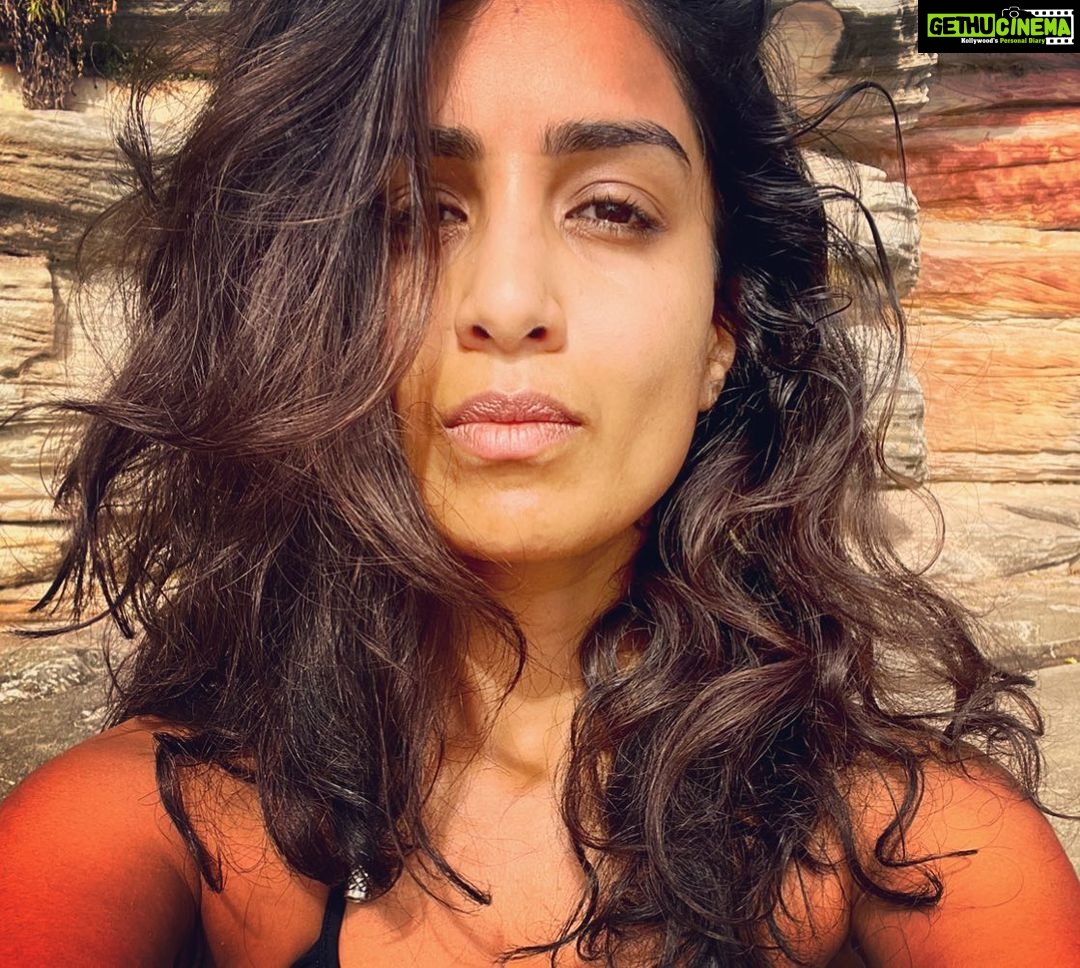 Pallavi Sharda Instagram - Coming to the end of an epic 5 month journey… experiencing Australia in a ‘post’ covid era has been a ride. A largely sunless Sydney summer, torrential rains, flooding, an incredible group of fellow artists, the realisation that this country is still sadly segregated in so many ways, and the personal milestone of being an empowered Indian-Australian woman on screen. It’s been a time of action, but one of immense reflection and learning about my personal boundaries in not standing for the ones that society continues to set in both overt and subtle ways. It’s a also been a time of reflection on the messaging I received through my educators, as my Australian education is something as I count as my greatest boon. When I was 18 I was told at a drama school class that being a brown woman on Aussie screens was impossible. It’s taken a decade now of overturning that limitation. I would like to say a big 🖕🏽to the teacher who told me so, and created a limiting belief in my adolescent self. More importantly though, a massive 🙌🏽 to the many teachers throughout school and University who thankfully taught me that the sky isn’t even a limit.