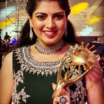 Papri Ghosh Instagram - Feeling too blessed to win the SUNTV Award 😊 it’s always special to me @suntv #suntv #sunkudumbamviruthugal2022 #serial #actress #award #winning #moment #blessed #happy #paprighosh